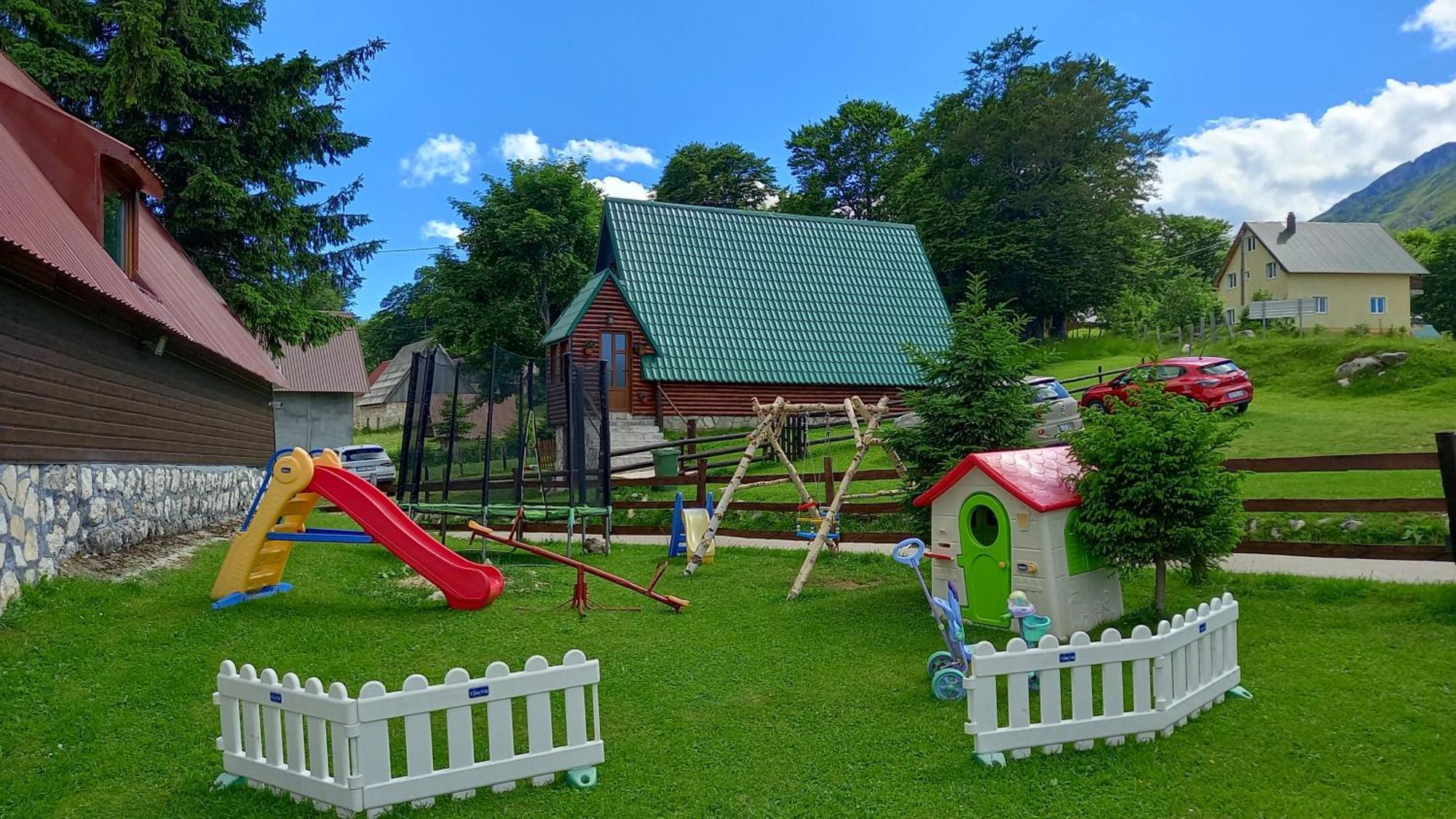 Family Farm Bungalow Žabljak Kültér fotó